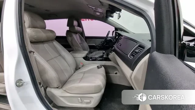 Kia The New Carnival id 3714082 из Кореи 20
