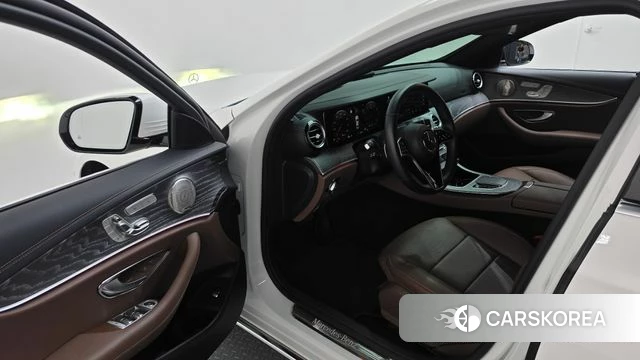 Mercedes-Benz E-Class W213 id 4660947 из Кореи 20