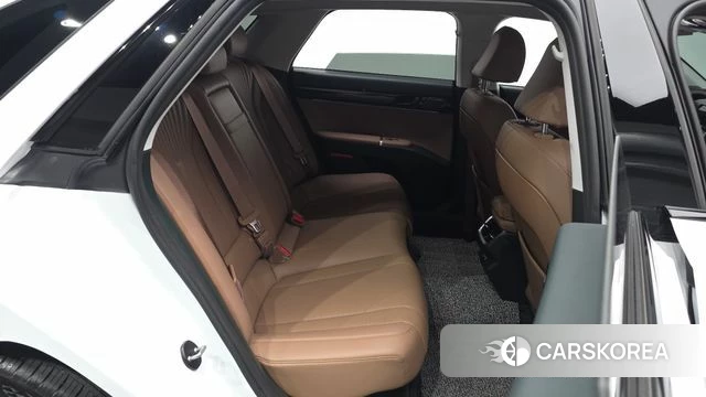 Hyundai Grandeur Hybrid (GN7) id 4879506 из Кореи 32