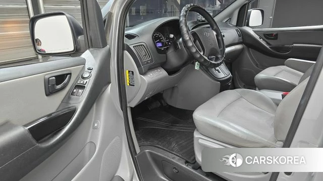 Hyundai The New Grand Starex id 4764969 из Кореи 31