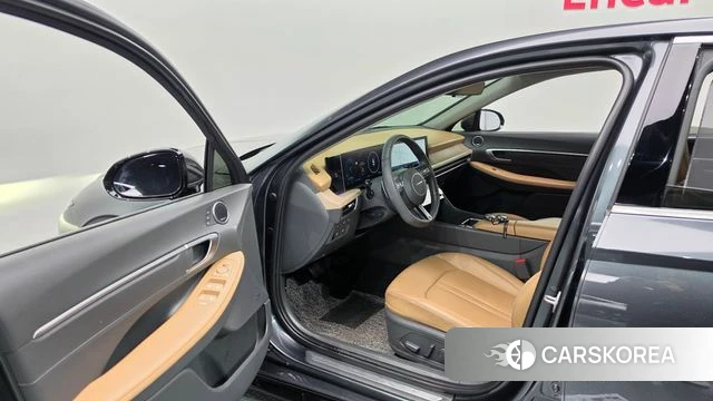 Hyundai Sonata D Edge Hybrid (DN8) id 5011824 из Кореи 32