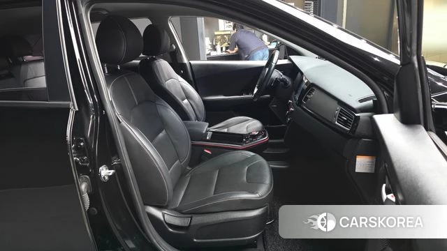 Kia Niro EV id 4930405 из Кореи 30