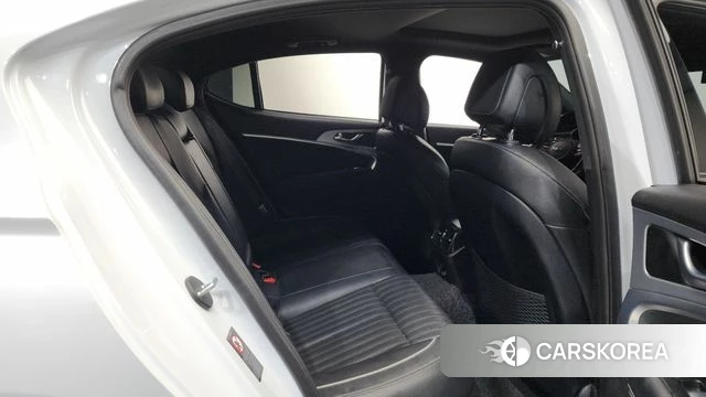 Genesis G70 id 4246147 из Кореи 36
