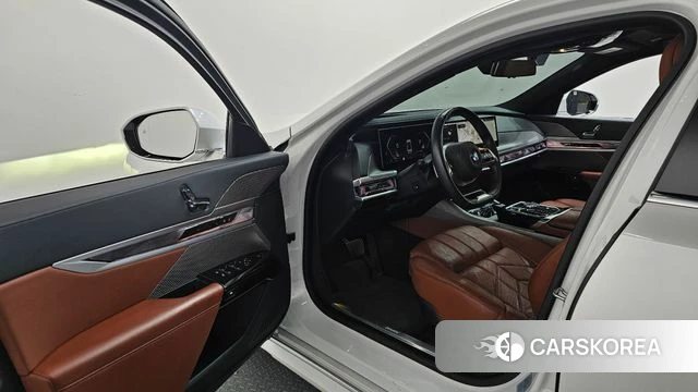 BMW 7 Series (G70) id 5052537 из Кореи 20
