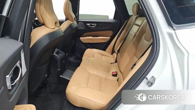 Volvo XC60 second Generation id 4906655 из Кореи 32