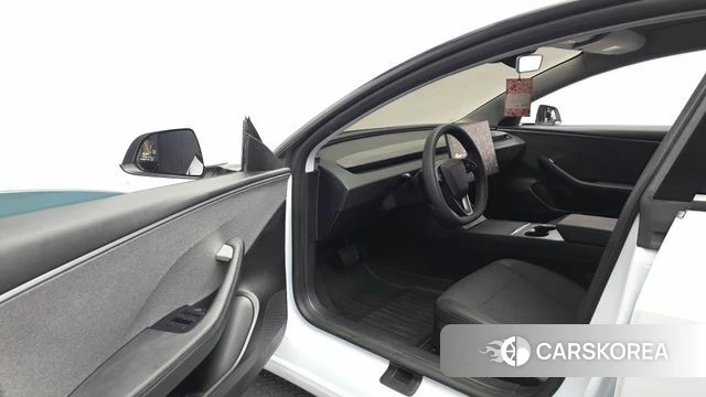 Tesla Model 3 id 4904092 из Кореи 31