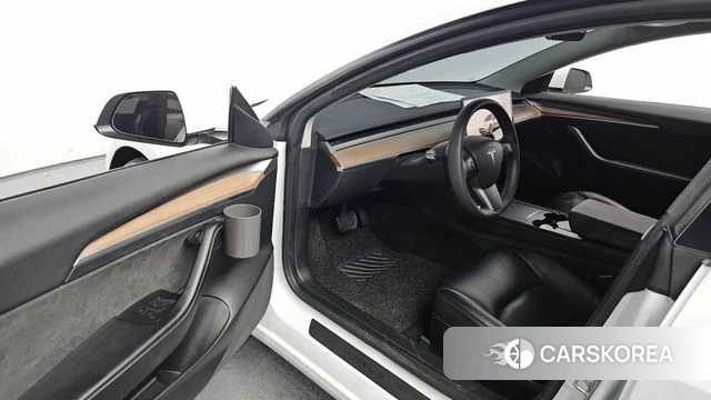 Tesla Model 3 id 4881055 из Кореи 30