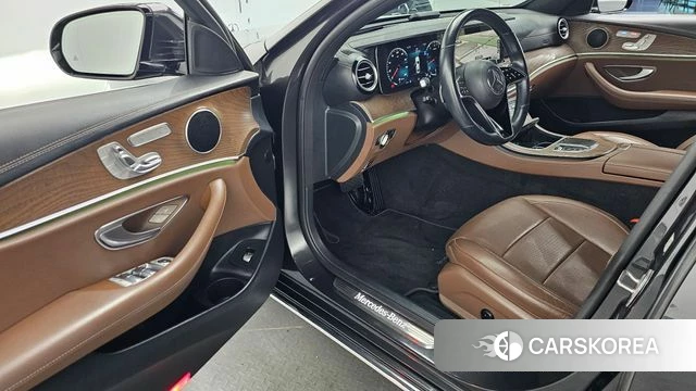 Mercedes-Benz E-Class W213 id 5047287 из Кореи 34