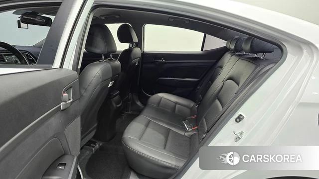 Hyundai Avante AD id 5029338 из Кореи 30
