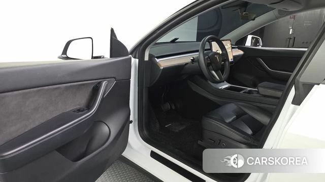 Tesla Model Y id 4736568 из Кореи 32