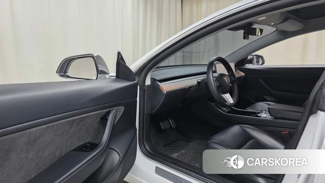 Tesla Model 3 id 4770008 из Кореи 30