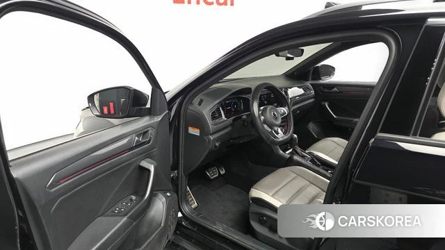 Volkswagen T-Roc id 5022638 из Кореи 31