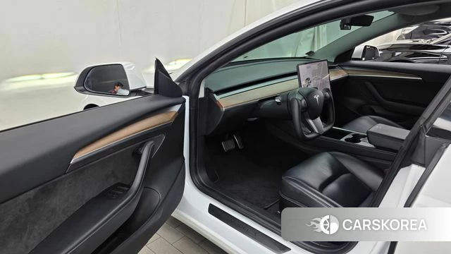 Tesla Model 3 id 4986859 из Кореи 31