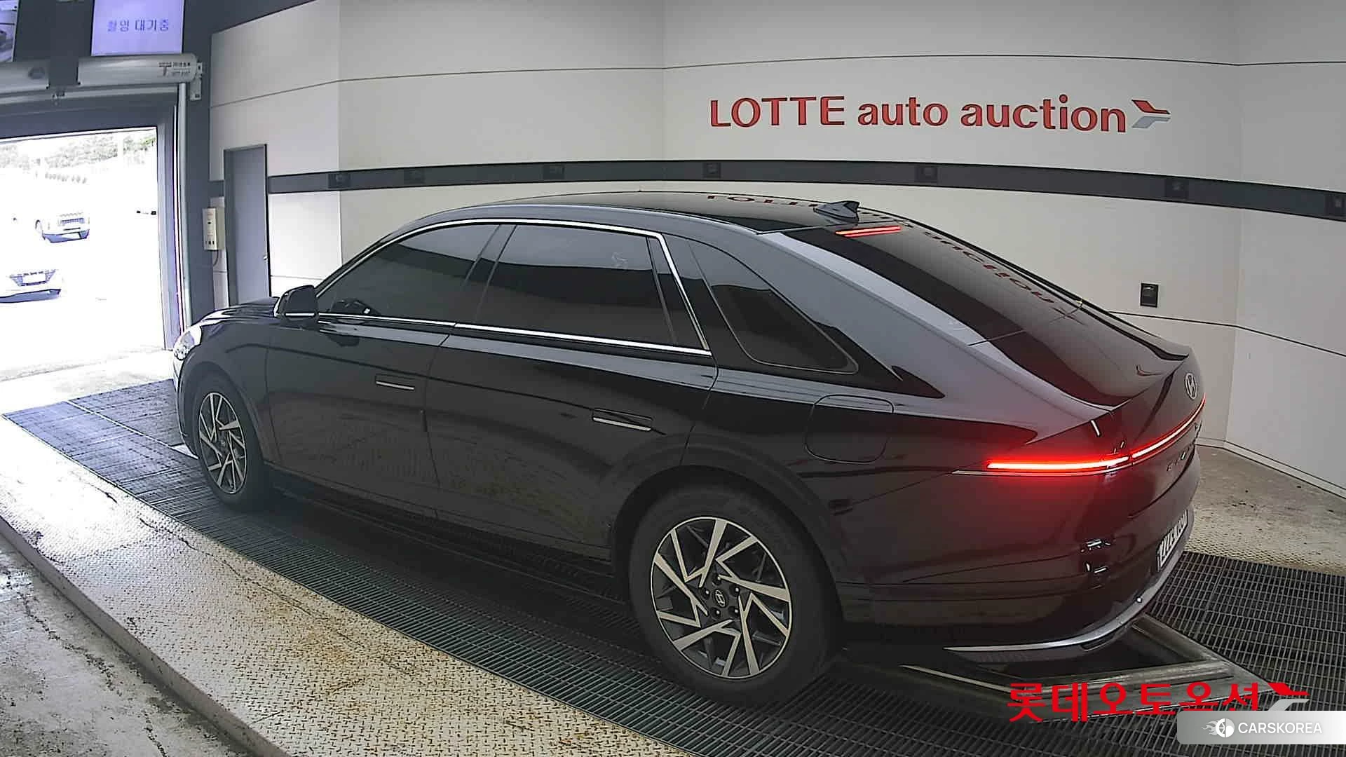 Hyundai Grandeur Hybrid id 4984617 из Кореи 37