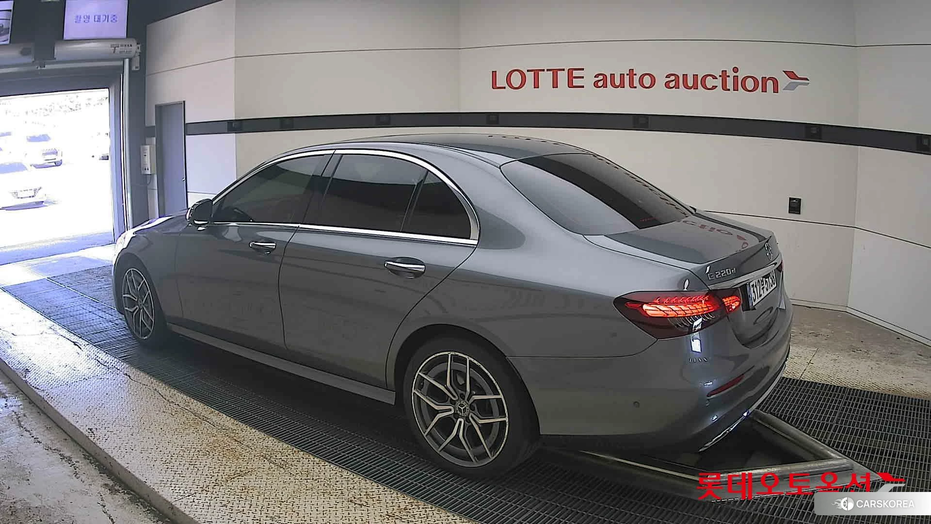 Mercedes-Benz Mercedes-Benz E220 d 4MATIC id 4989969 из Кореи 36