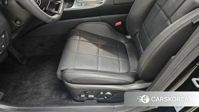Hyundai The New Granger (GN7) id 4916090 из Кореи 18