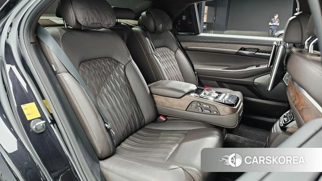 Genesis G90 id 4966998 из Кореи 32