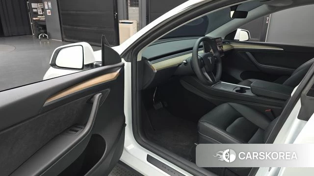Tesla Model Y id 5033468 из Кореи 38