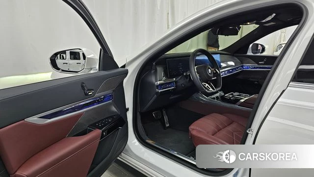 BMW 7 Series (G70) id 5015713 из Кореи 39