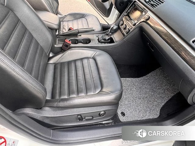 Volkswagen The New Passat id 5035833 из Кореи 20