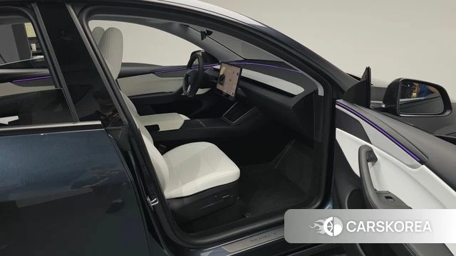 Tesla Model Y id 4748992 из Кореи 36