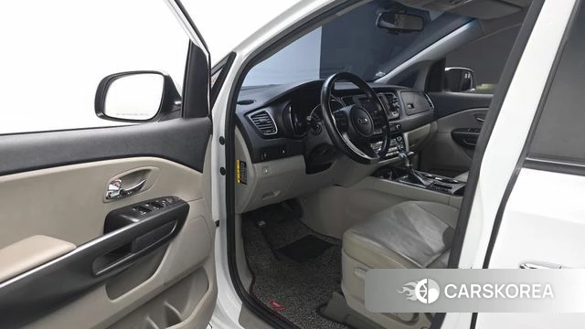Kia The New Carnival id 5029003 из Кореи 20