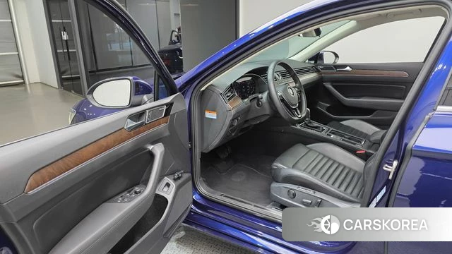 Volkswagen Passat GT (B8) id 4960493 из Кореи 30