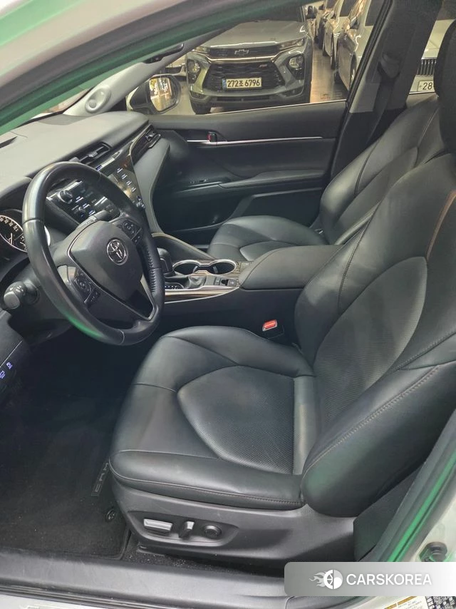 Toyota Camry (XV70) id 5041905 из Кореи 14