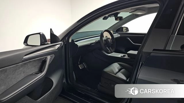 Tesla Model Y id 4950115 из Кореи 34