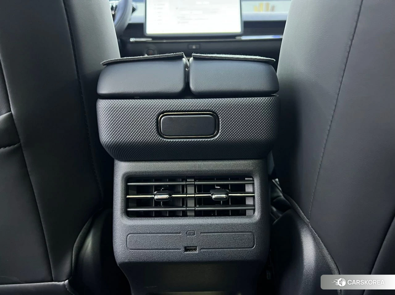 Новый Toyota bZ3X id 4984774 из Китая 15
