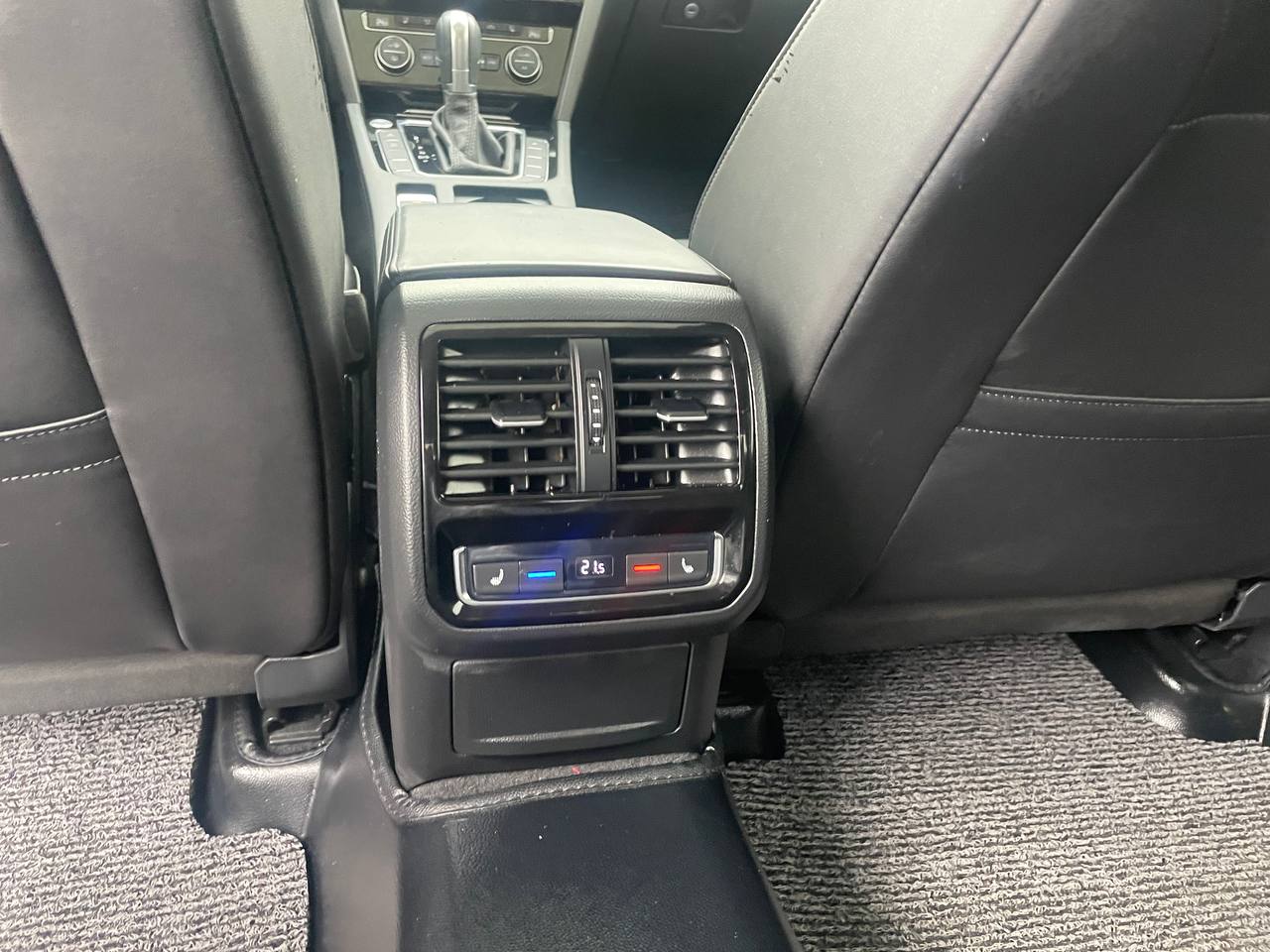Volkswagen Atheon 2019 из Кореи, фото 45