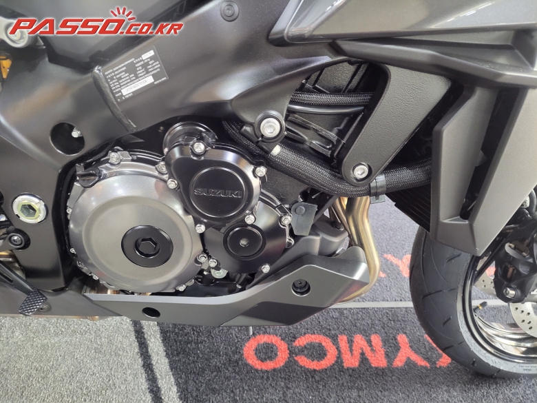 Suzuki GSX S 1000 GX id 2692545 из Кореи 5