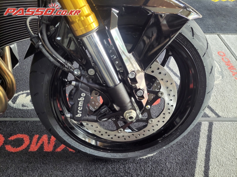 Suzuki GSX S 1000 GX id 2692545 из Кореи 6