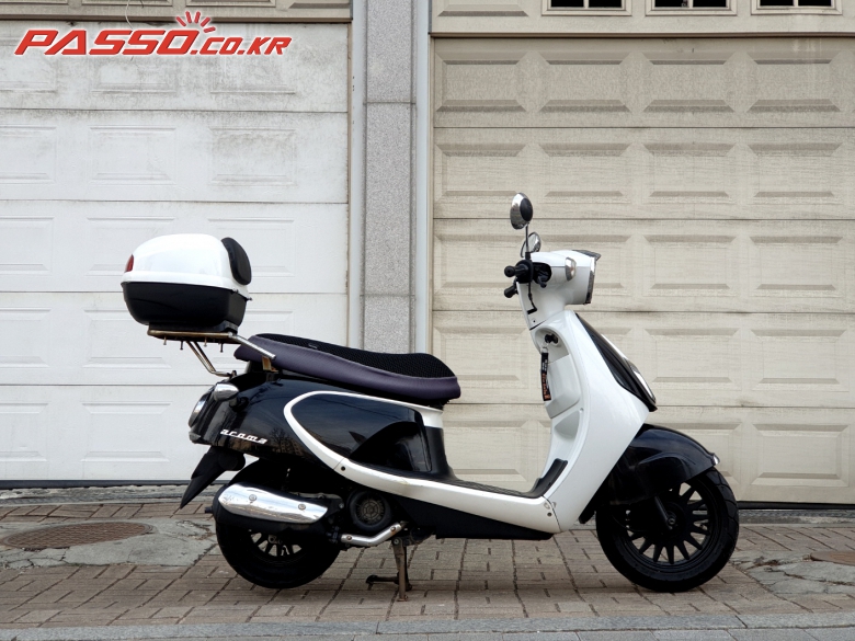 DNA Motors / Daelim Aroma 125 2016 Белый из Кореи