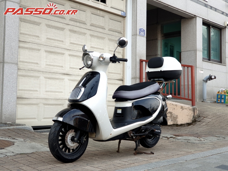 DNA Motors / Daelim Aroma 125 2016 Белый из Кореи, фото 4