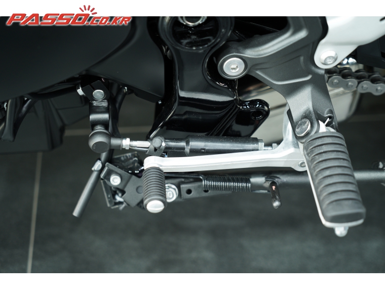 Kawasaki Z 900 RS SE ABS 2026 Black.Orange из Кореи, фото 4