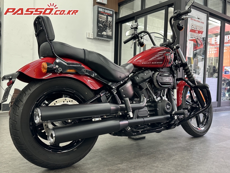 Harley-Davidson Street Bob 114 2022 Красный из Кореи, фото 5