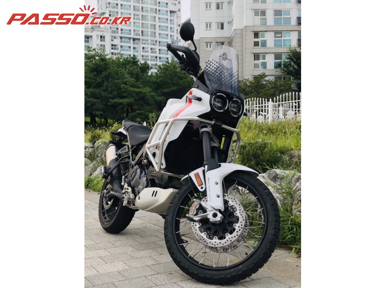 Ducati Desert X 2025 Белый из Кореи, фото 5