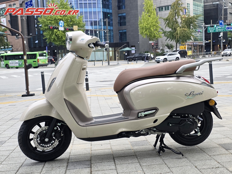 DNA Motors / Daelim Rumi 125 2026 Straight _ Brown из Кореи, фото 2