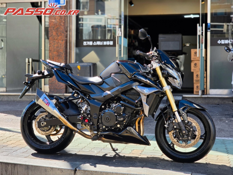 Suzuki GSR 750 A 2012 Черный из Кореи