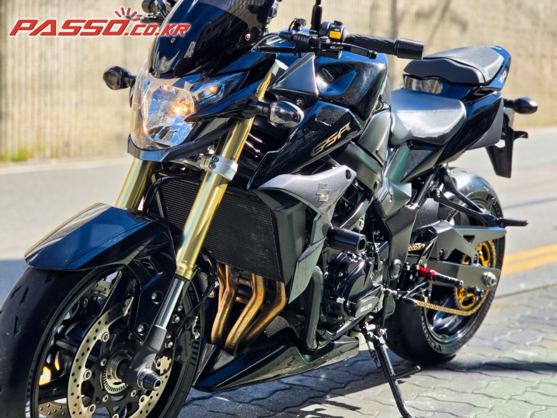 Suzuki GSR 750 A 2012 Черный из Кореи, фото 5
