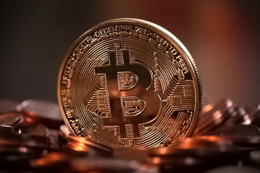 После ликвидаций на $1,5 млрд биткоин перешел в фазу консолидации