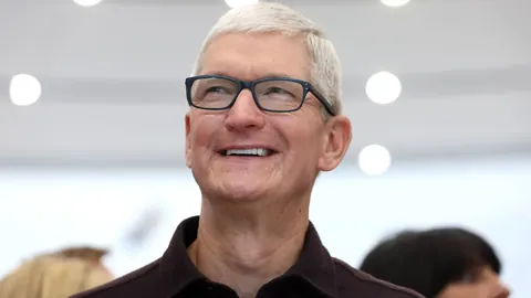 Позиция Тима Кука к криптовалютам расходится с отношением Apple