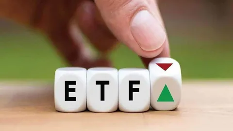 Исследователи CoinEx изучили перспективы крипто-ETF в 2025 году