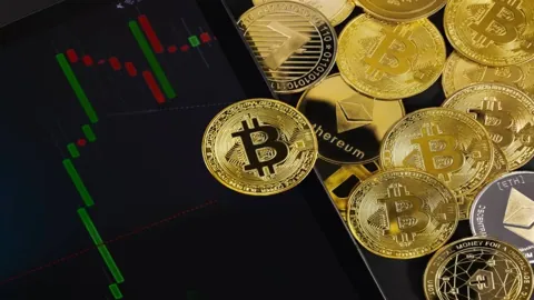 Экономист Алекс Крюгер: биткоин никогда не упадёт ниже $60 000