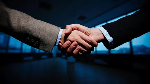 Ripple и Cardano могут объединиться для борьбы за справедливое регулирование