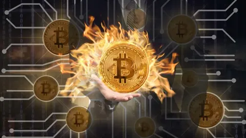 Объём транзакций в сети биткоина достиг 18-месячного минимума