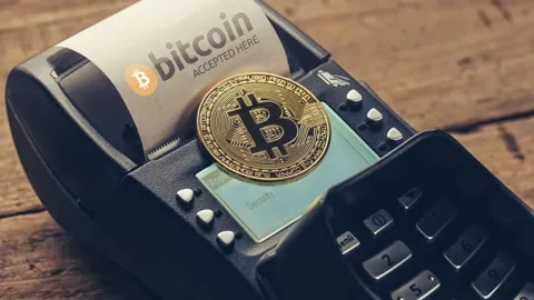 Курс биткоина растёт, а банки блокируют счета: как снизить риски с Bitcoin Hyper