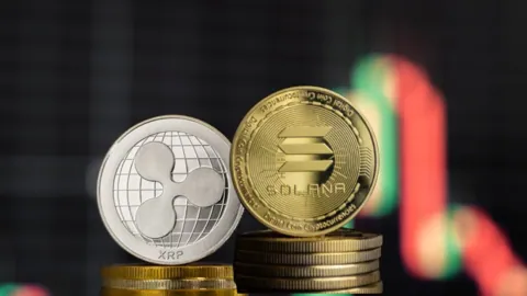 Искусственный интеллект предпочёл покупку XRP инвестициям в Solana