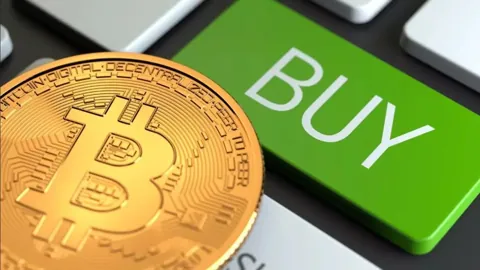 Опытный инвестор Росс Гербер рекомендует покупать только биткоины